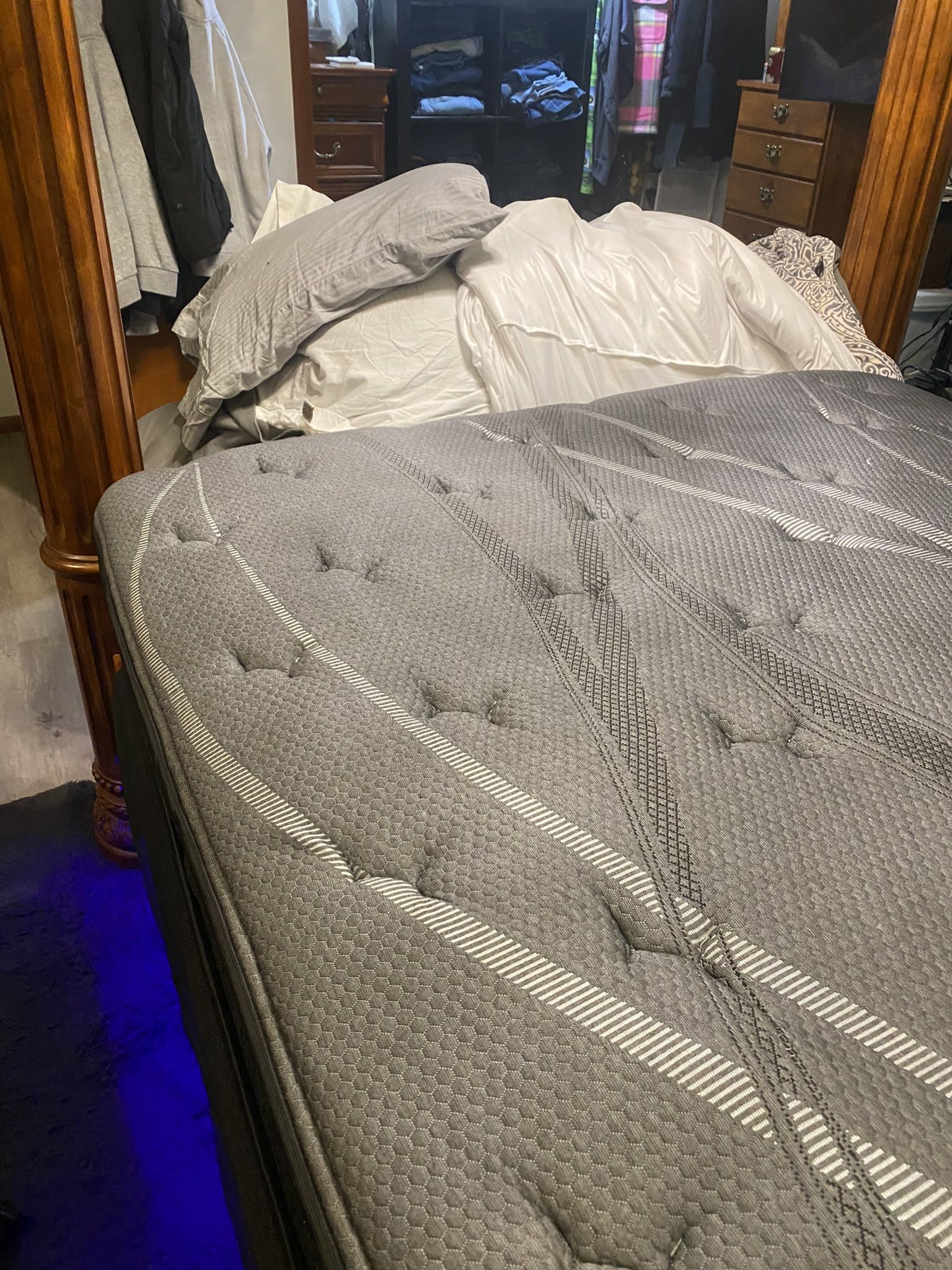 Queen Size Mattress for Sale in Portland, OR OfferUp
