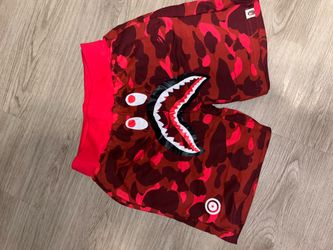 bape shorts M red camo