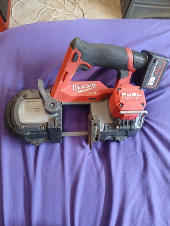Milwaukee Band Saw