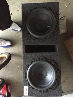 2 10" subs and box