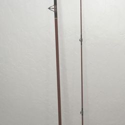 Vintage Fly fishing Shakespeare Wonderrod and South Bend 1122 Reel