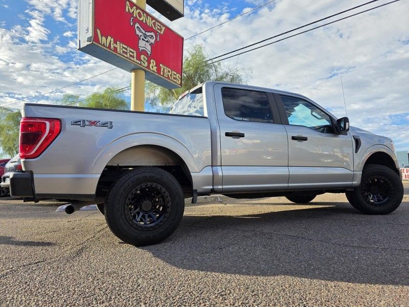 17x9 Lock Wheels / 265 70n17 Goodyear HT