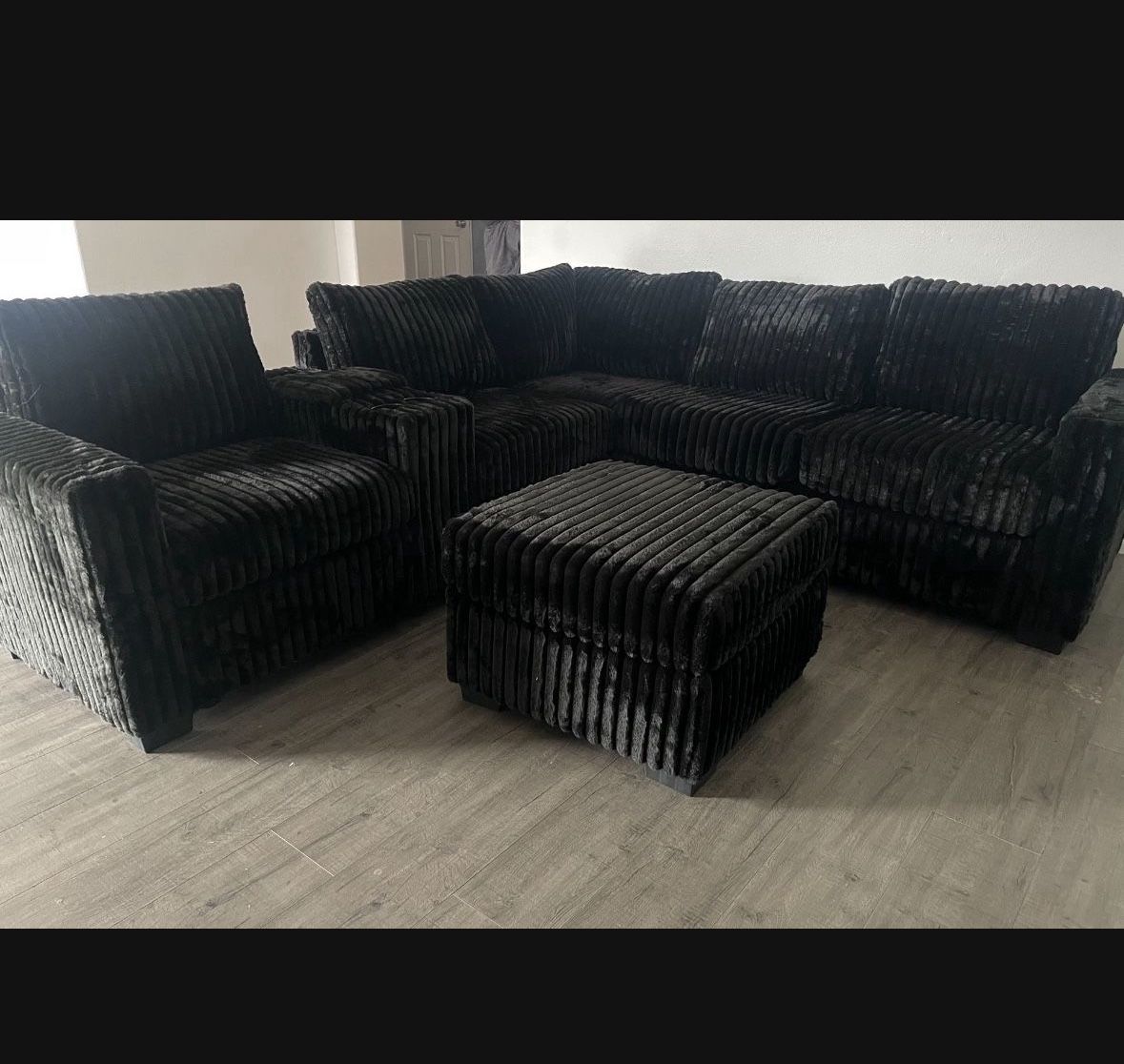 Sectional Set 