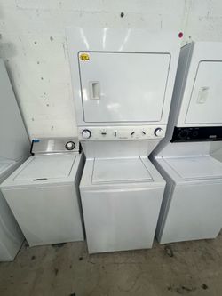 🌟🔌 Refurbished Frigidaire White Stacked Laundry Center Available! 🔌🧼