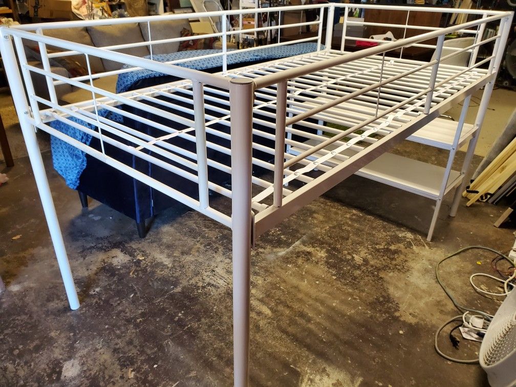 White Twin Metal Loft Bed W Clean Mattress