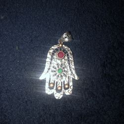 925 Silver Hamsa Pendant With Ruby And Emerald 