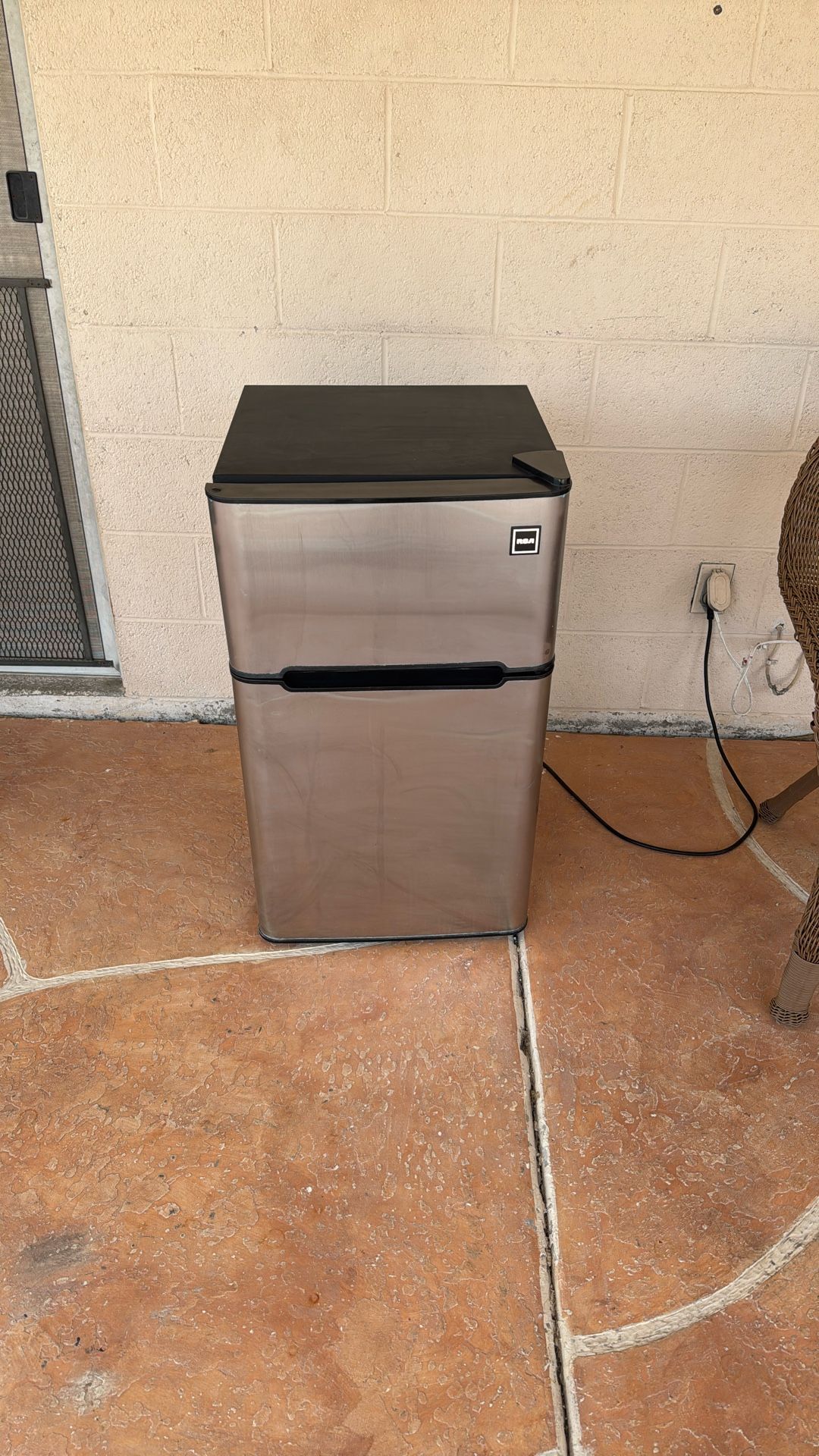 RCA Mini Fridge – Good Working Condition