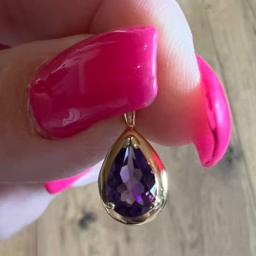 14K Amethyst Pendant