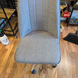 Adjustable Office Chair 