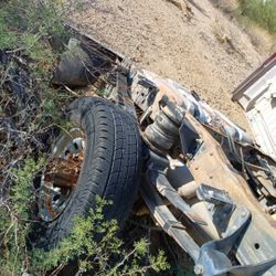 92 96 Ford F250 F350  4x4 Rear Axle ,,complete With Leaf  Springs 