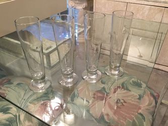 Nice on the heavy side beer glasses not flimsy...