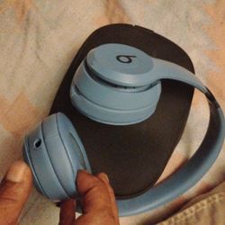Beats Solo 4s