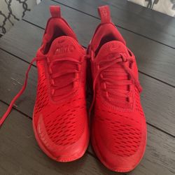Nike 270