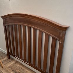 Wood Crib 