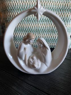 Porcelain Nativity 6” Tall