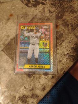Topps 2025 1990 Insert Mirror Refractor Arron Judge 