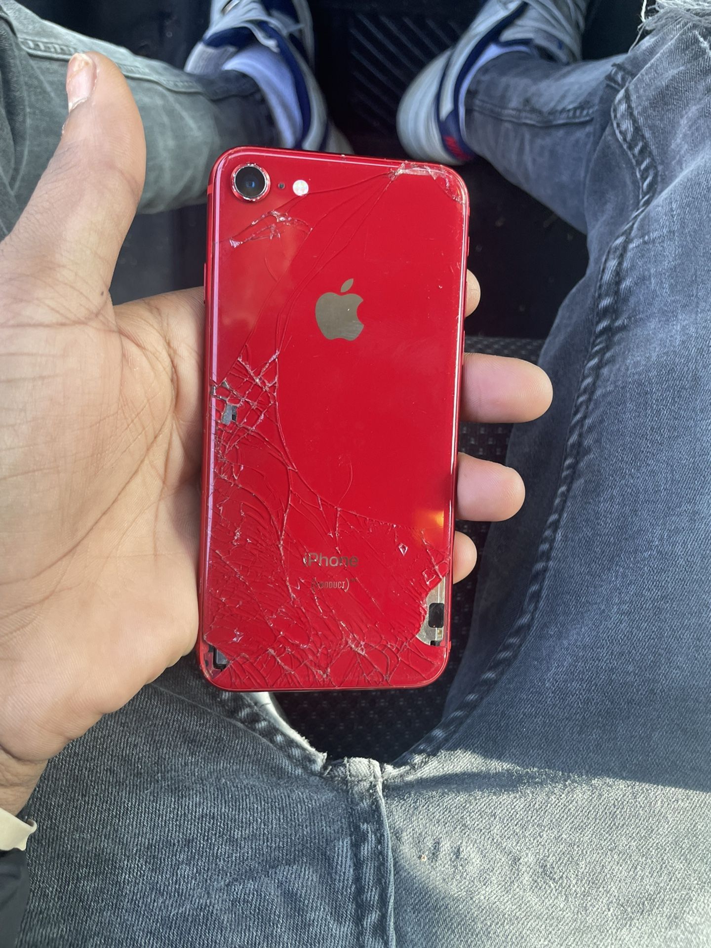 iPhone 8 Red