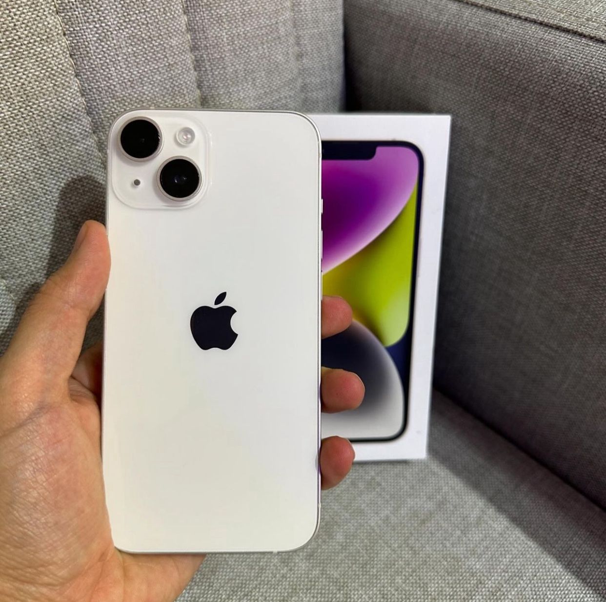 UNLOCKED iPhone 14 128GB Starlight