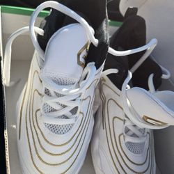 Nike Kids Basketball Shoes Size 3y