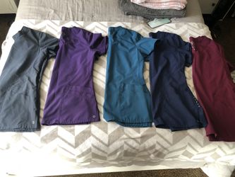 Barco one scrub tops size small