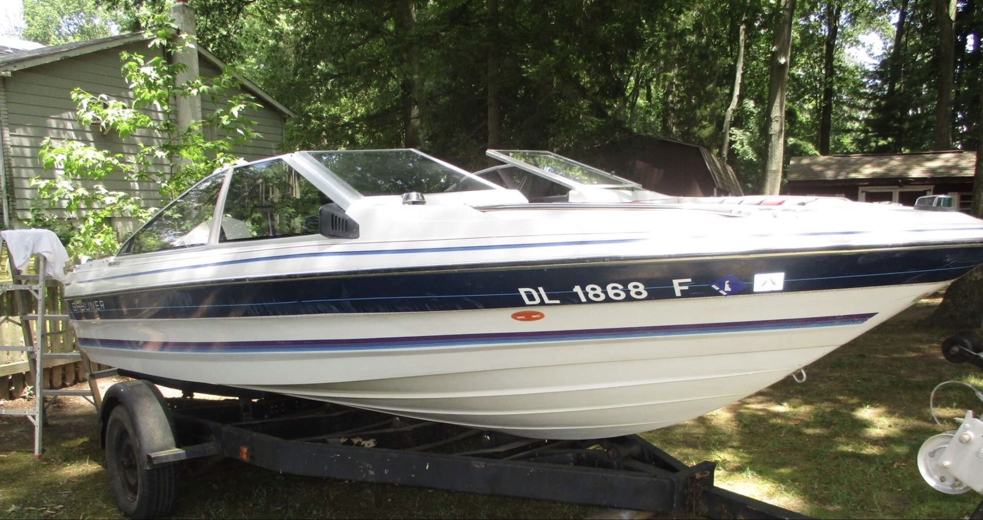 18’ Bayliner Capri