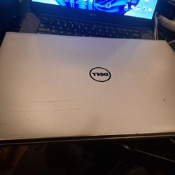 LAPTOP DELL INSPIRON 5559 15.6 DISPLAY WIN 11-FOR PARTS WORKS REALLY GOOD