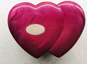 Heart shaped makeup palette with mirror