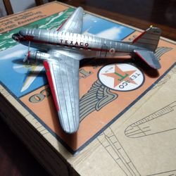 Airplane    Wings Of Texaco   