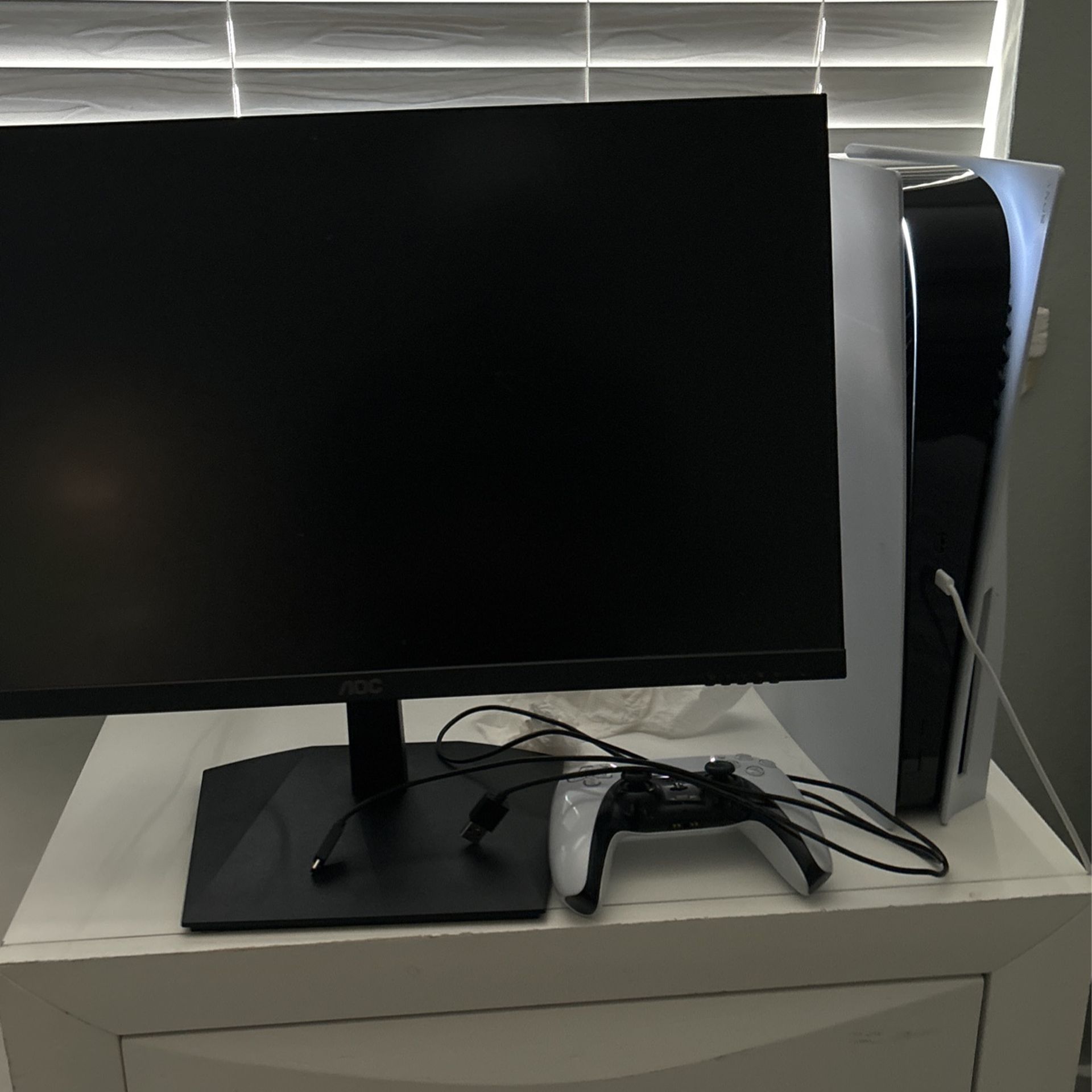 Ps5 For Sale With Ps5 Controller with 180 Htz Monitor If Want To Include It