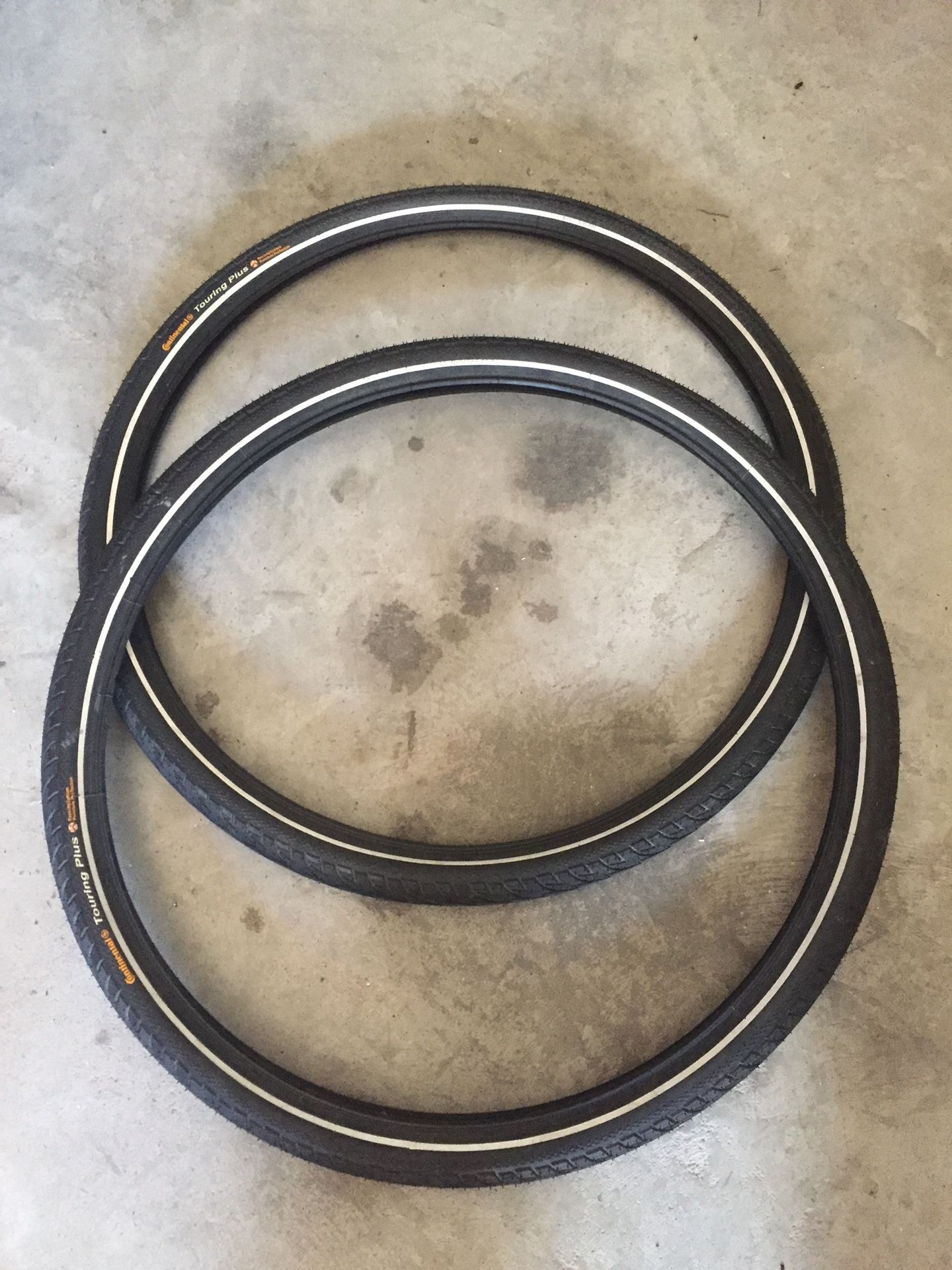 26” x 1.75” continental touring plus tires