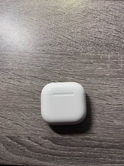NEW AirPod 4