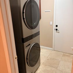 LG WashTower Smart Washer & Electric Dryer Combo – WKE100HVA (Graphite Steel)