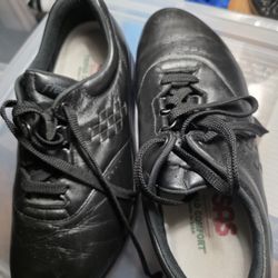 SAS Black Leather Lace Up Shoes Women Size 9 WW