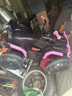 Four-Wheeler With Bluetooth & Radio, Lights 