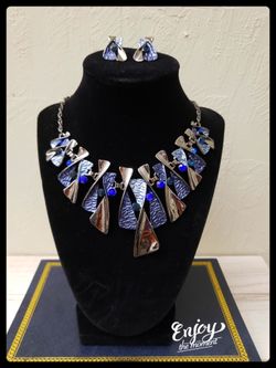 Necklace and Earings