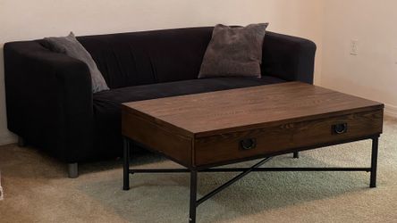 IKEA  Loveseat + IKEA Cover + FREE Coffee table