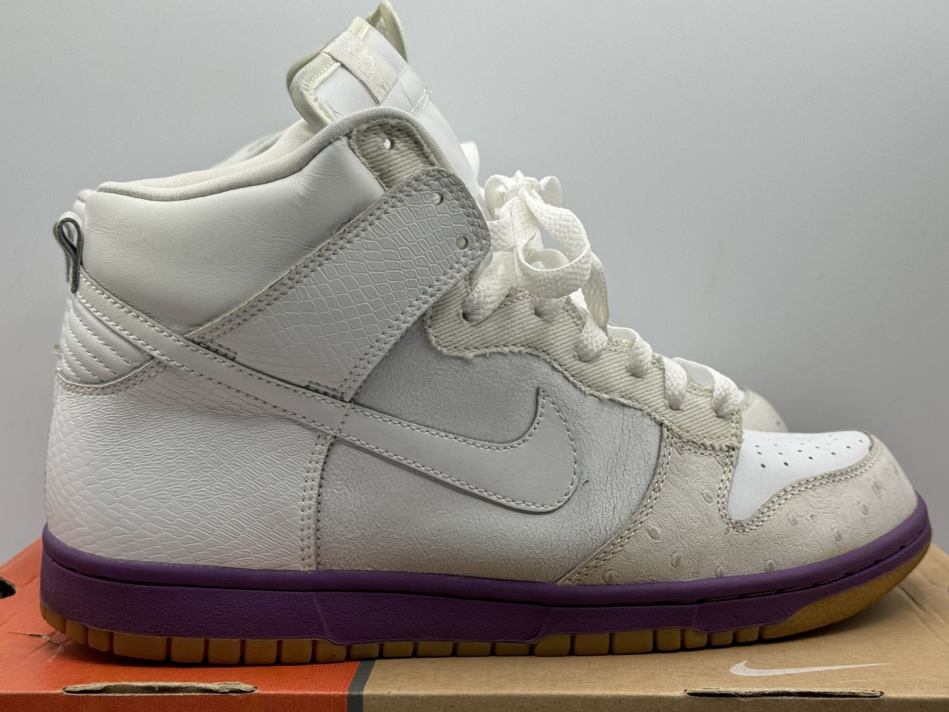 Nike Dunk High Deluxe Sz