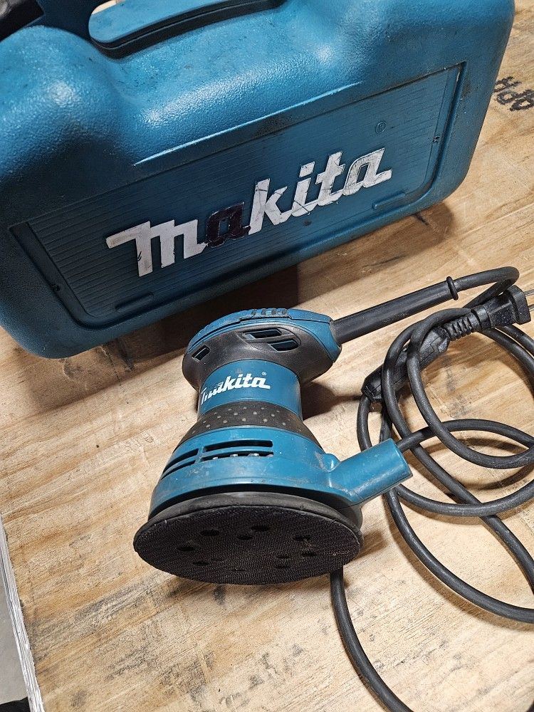 Makita Orbital Sander with case