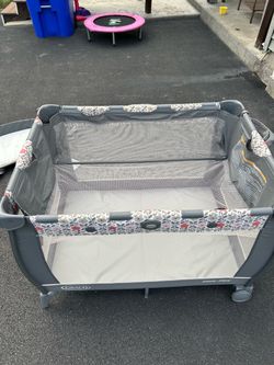 Graco Pack n Play Dome DLX
