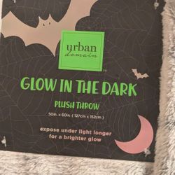 Halloween Glow-in-the-dark Blanket