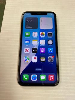iPhone 11 A211 64 GB  CARRIER VERIZON NO SIM CARD RESTRICTIONS cracked on the back. Check pictures for more details.