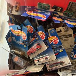 Hot Wheels 98 Total Packages 