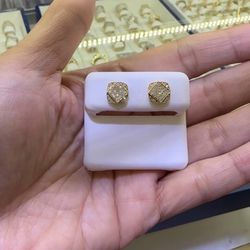 10K DIAMOND EARRINGS