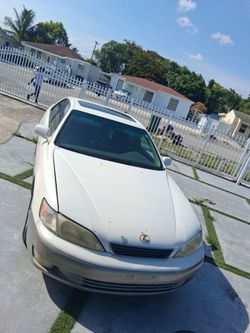 1998 Lexus ES 300