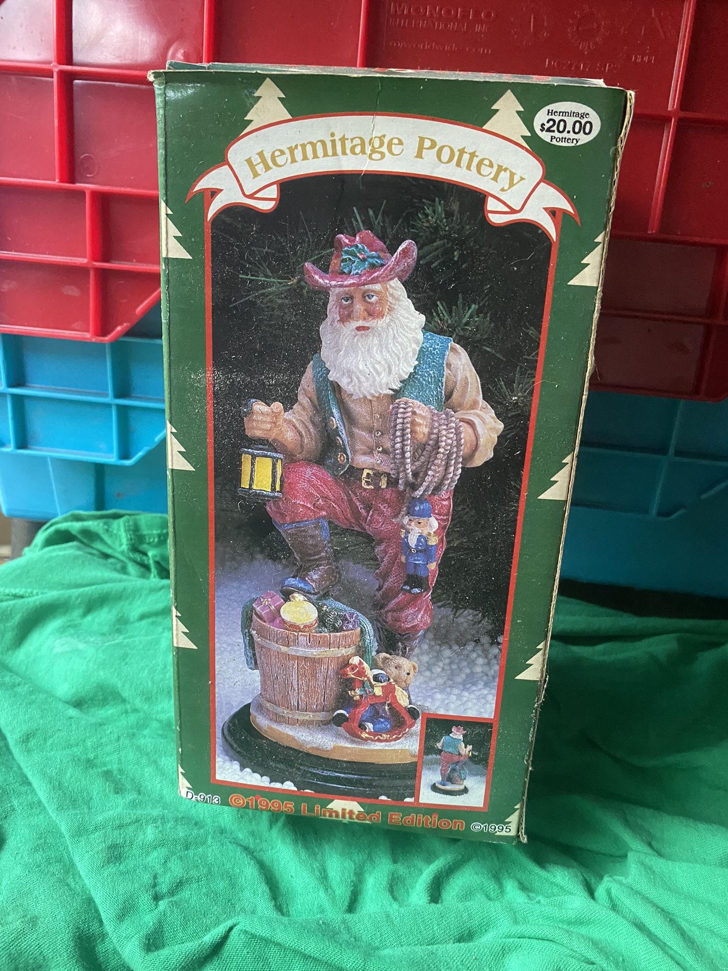 Santa Clause Hermitage Pottery 1995 Limited Edition 