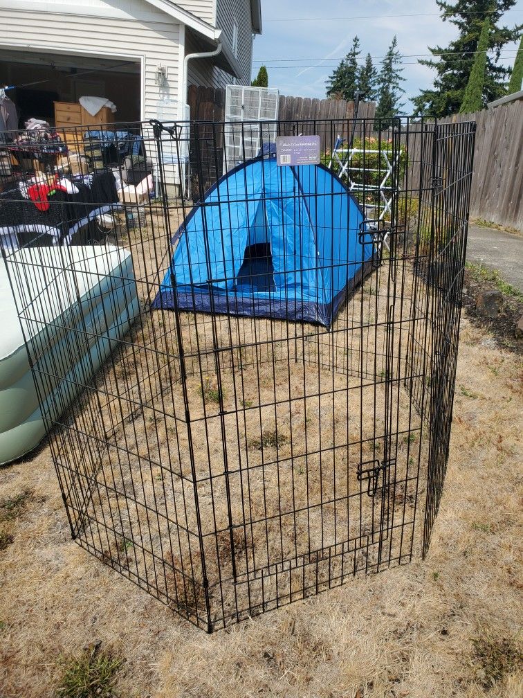 Dog corral with door