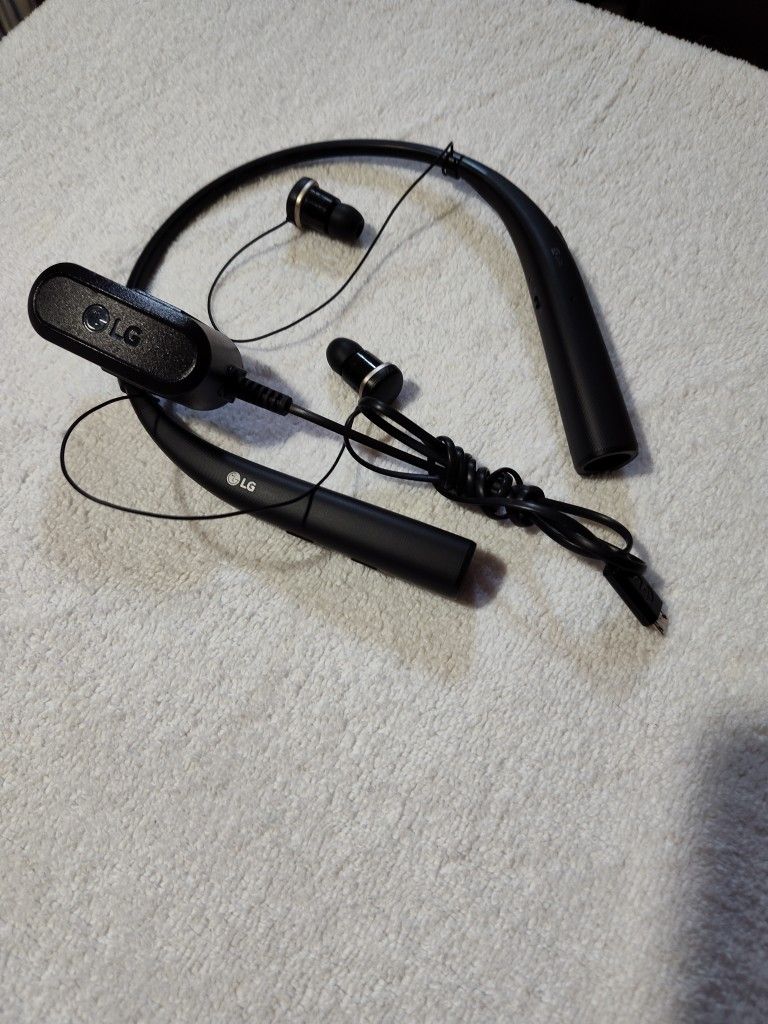 LG Wireless Bluetooth Stereo Neckband with Charger