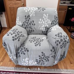 Recliner, Sofa, Love Seat Set