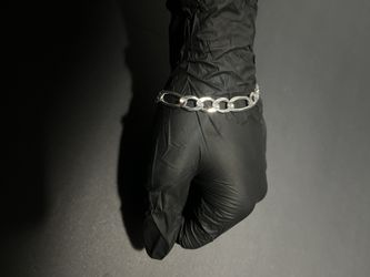 Silver figaro link bracelet