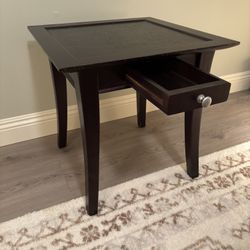 End Table/Night Stand